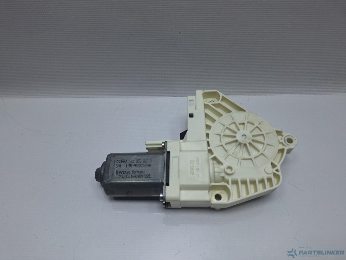 Motoras macara geam dreapta fata AUDI A6/S6 III Saloon (4F2, C6) [ 2004 - 2011 ] TDI (CAHA) 125KW|170HP OEM 8K0959802A