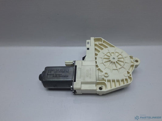 Motoras macara geam dreapta spate AUDI A6/S6 III Saloon (4F2, C6) [ 2004 - 2011 ] TDI (CAHA) 125KW|170HP OEM 8K0959812B