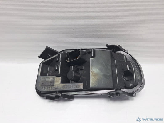 Soclu stop Stanga AUDI A6/S6 III Saloon (4F2, C6) [ 2004 - 2011 ] TDI (CAHA) 125KW|170HP 89393111