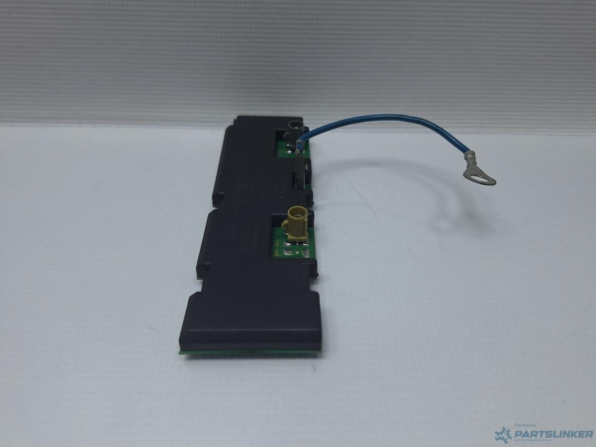 Amplificator antena AUDI A6/S6 III Saloon (4F2, C6) [ 2004 - 2011 ] TDI (CAHA) 125KW|170HP OEM 4F5035225AJ