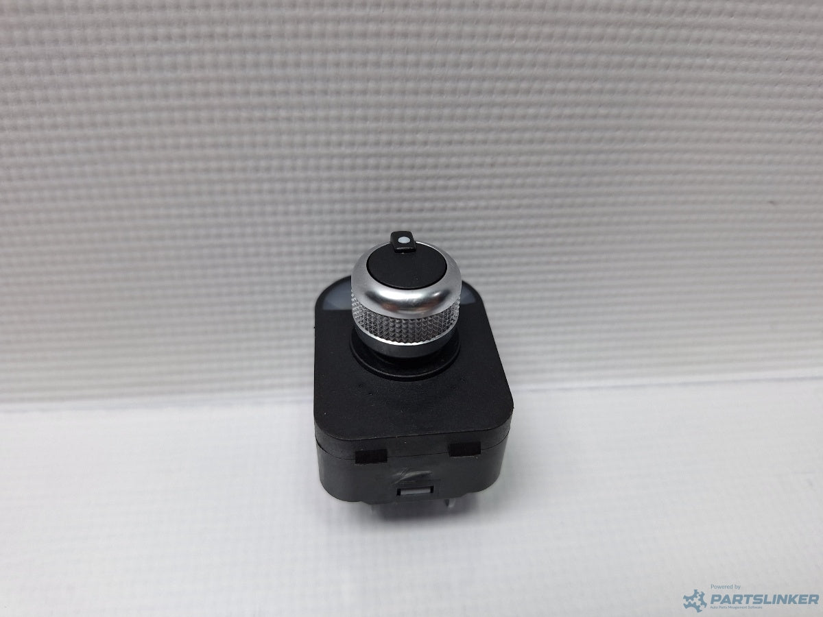 Buton reglaj oglinzi AUDI A6/S6 III Saloon (4F2, C6) [ 2004 - 2011 ] TDI (CAHA) 125KW|170HP 4F0959565