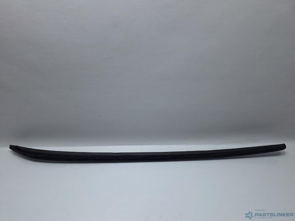 Cheder parbriz dreapta AUDI A6/S6 III Saloon (4F2, C6) [ 2004 - 2011 ] TDI (CAHA) 125KW|170HP OEM 4F0854328