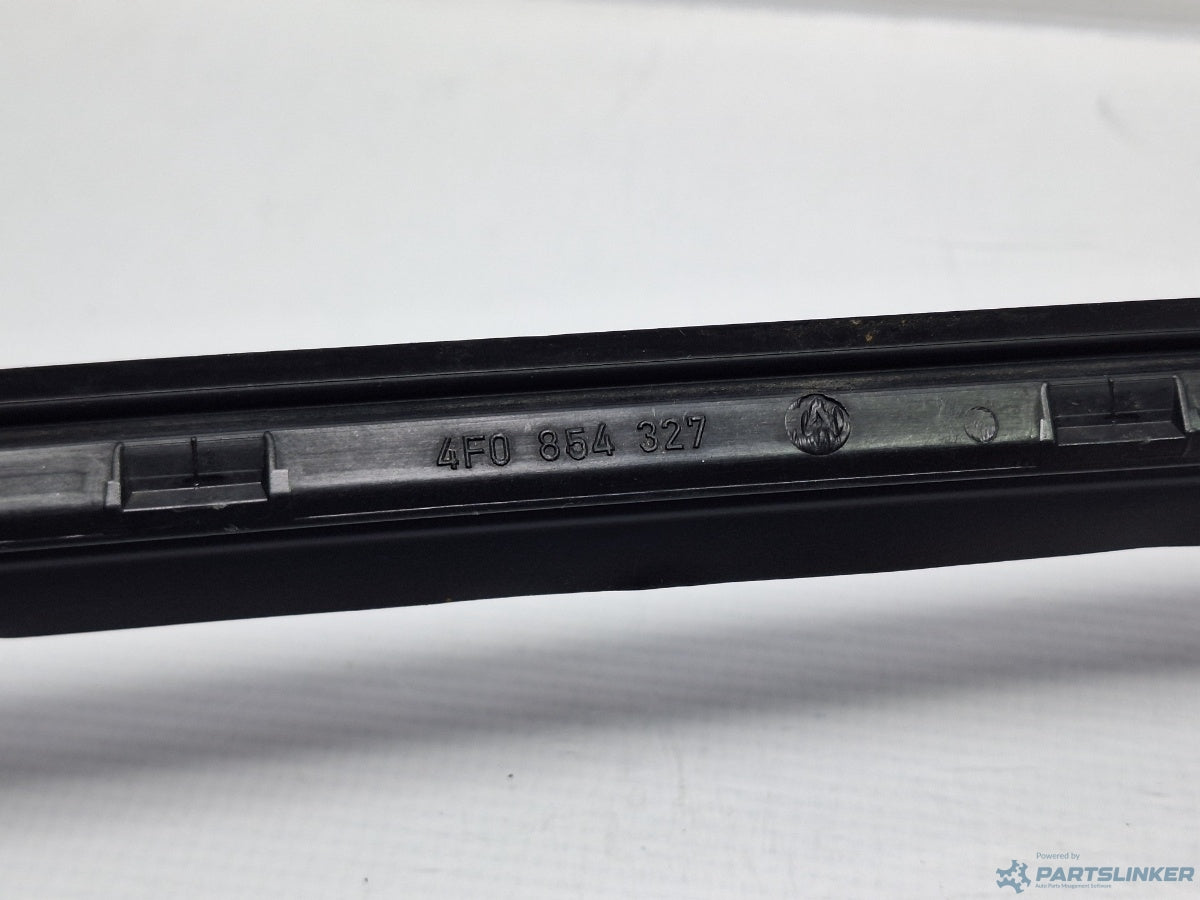 Cheder parbriz Stanga AUDI A6/S6 III Saloon (4F2, C6) [ 2004 - 2011 ] TDI (CAHA) 125KW|170HP 4F0854327A