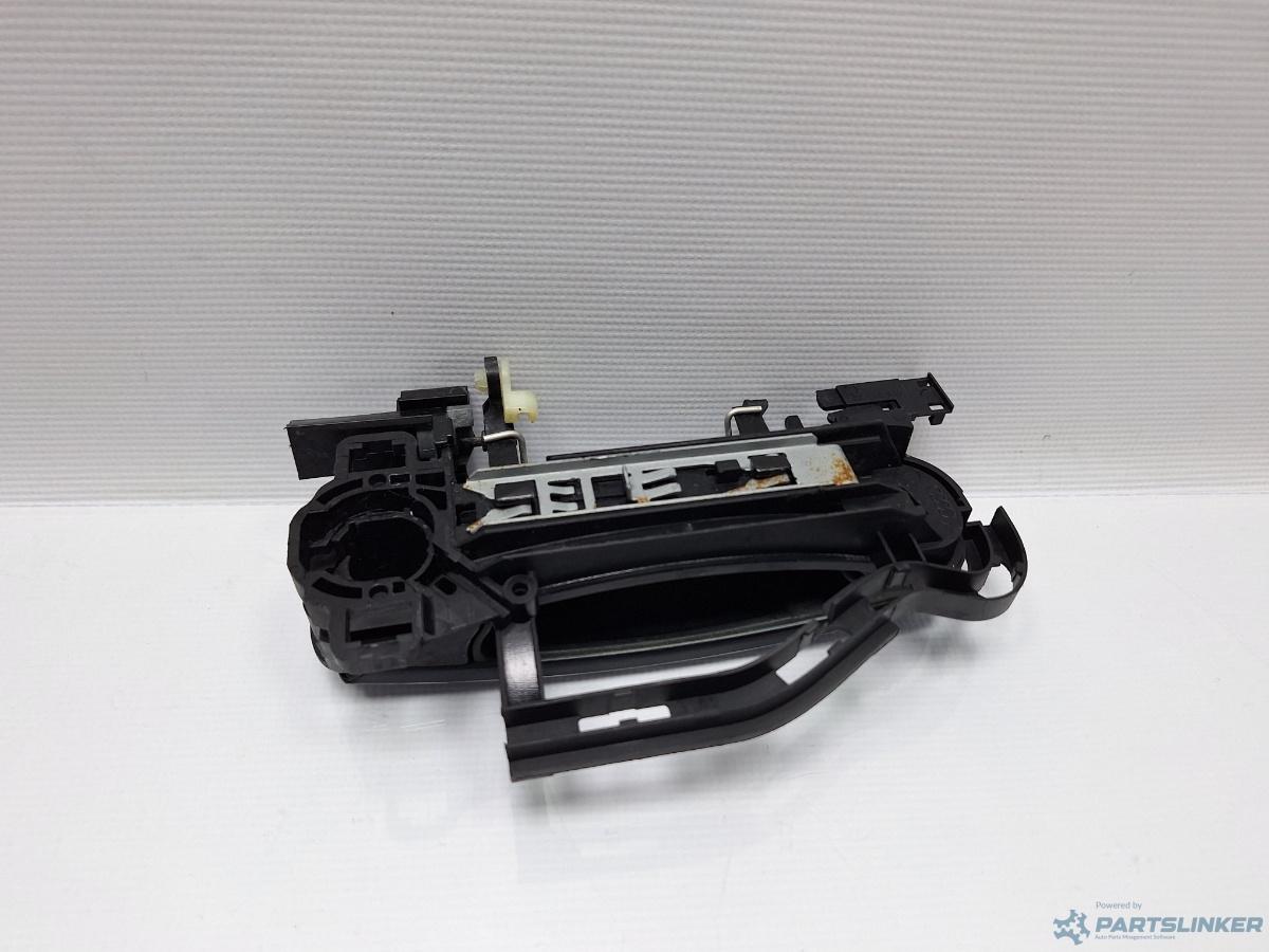 Maner usa Stanga AUDI A6/S6 III Saloon (4F2, C6) [ 2004 - 2011 ] TDI (CAHA) 125KW|170HP OEM 4F0837885