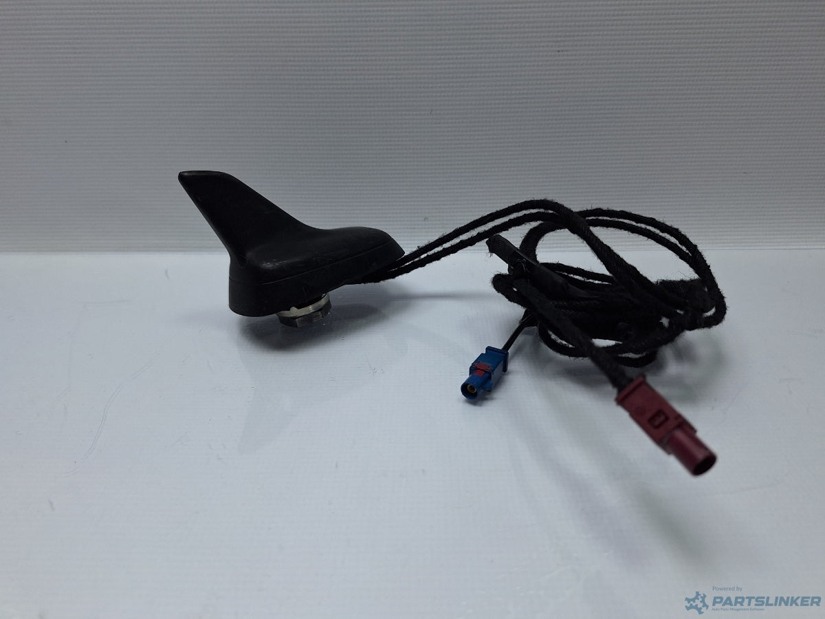 Antena GPS AUDI A6/S6 III Saloon (4F2, C6) [ 2004 - 2011 ] TDI (CAHA) 125KW|170HP 4F5035503P