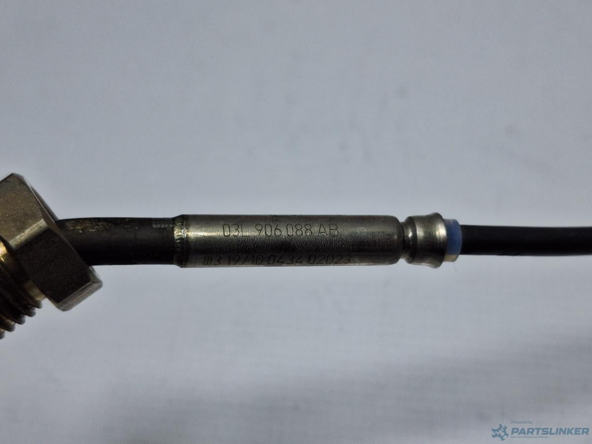 Senzor temperatura gaze AUDI A6/S6 III Saloon (4F2, C6) [ 2004 - 2011 ] TDI (CAHA) 125KW|170HP OEM 03L906088AB