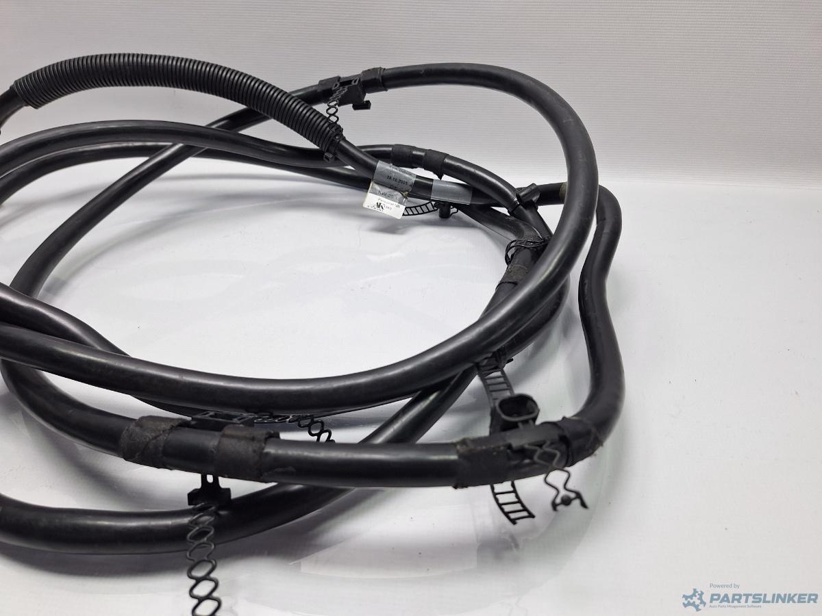 Cablu plus baterie AUDI A6(4F2, C6) [ 2004 - 2011 ] TDI (CAHA) 125KW|170HP OEM 4F0971225K