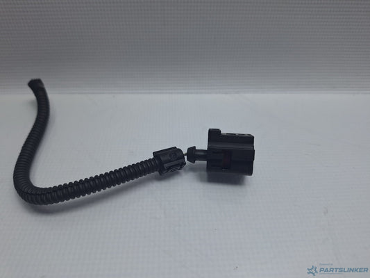 Conector mufa 1 pin AUDI A6/S6 III Saloon (4F2, C6) [ 2004 - 2011 ] TDI (CAHA) 125KW|170HP 1J0973081