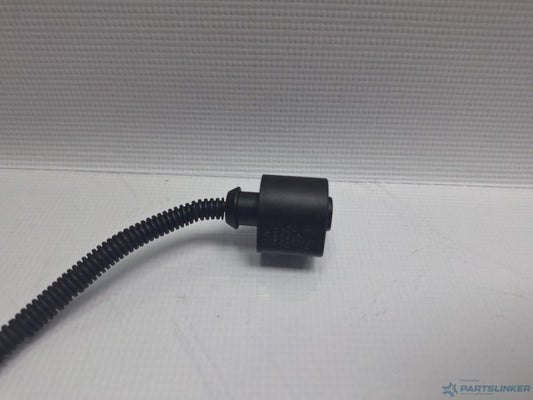 Mufa conector 1 pin AUDI A6/S6 III Saloon (4F2, C6) [ 2004 - 2011 ] OEM 1K0973751