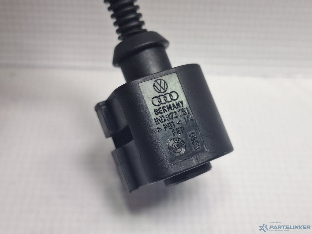 Mufa conector 1 pin AUDI A6/S6 III Saloon (4F2, C6) [ 2004 - 2011 ] TDI (CAHA) 125KW|170HP 1K0973751