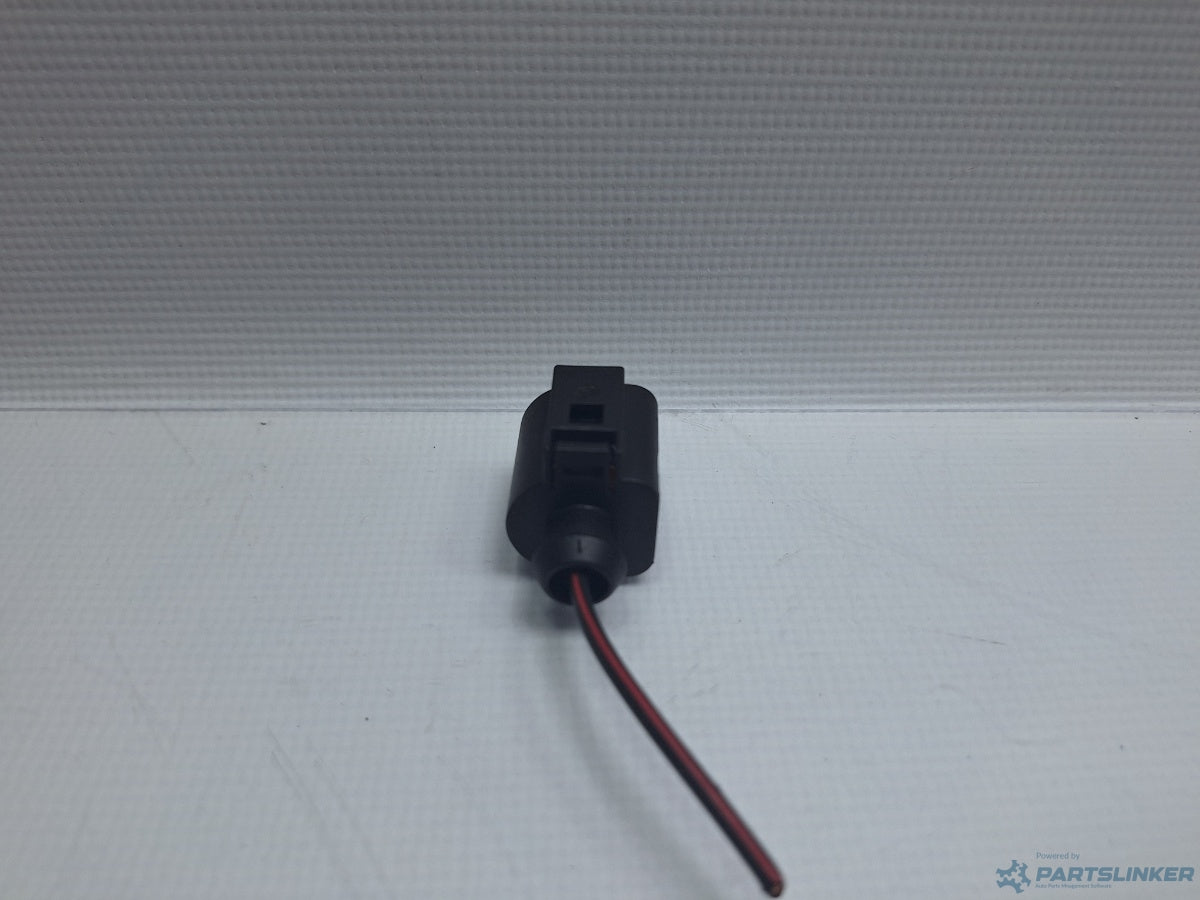 Mufa conector 1 pin AUDI A6/S6 III Saloon (4F2, C6) [ 2004 - 2011 ] TDI (CAHA) 125KW|170HP 071973751