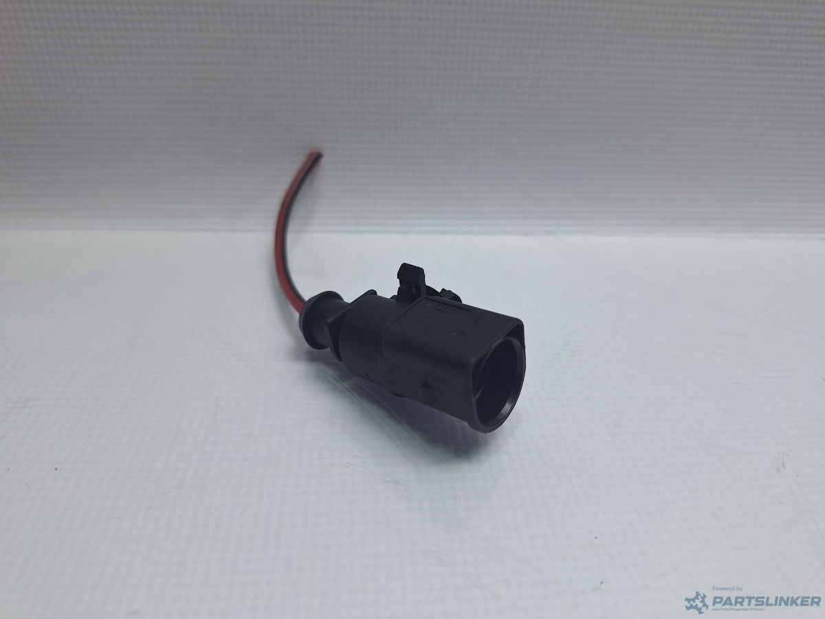Mufa conector 1 pin AUDI A6/S6 III Saloon (4F2, C6) [ 2004 - 2011 ] TDI (CAHA) 125KW|170HP 071973851