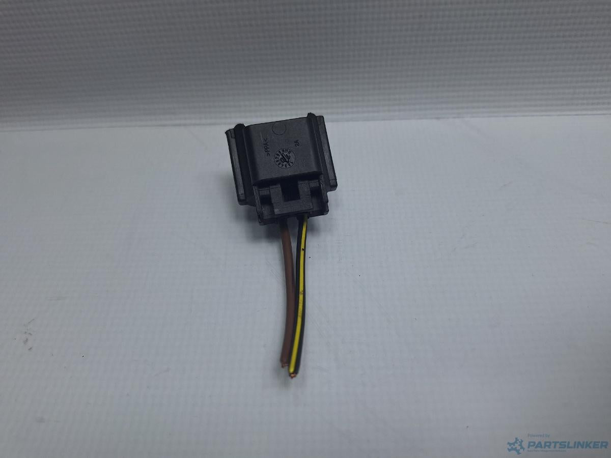 Mufa conector 2 pini AUDI A6/S6 III Saloon (4F2, C6) [ 2004 - 2011 ] TDI (CAHA) 125KW|170HP OEM 3D0941105A