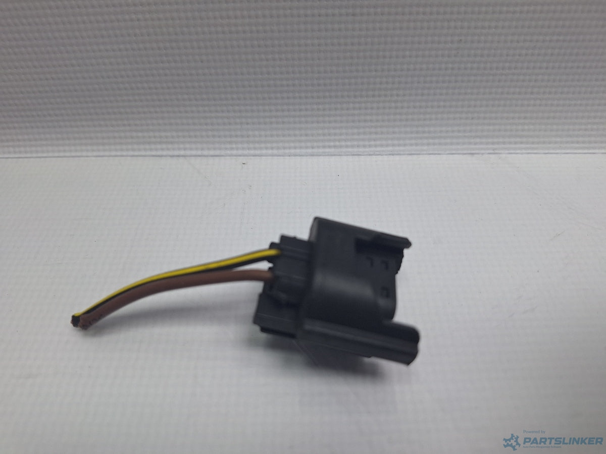 Mufa conector 2 pini AUDI A6/S6 III Saloon (4F2, C6) [ 2004 - 2011 ] TDI (CAHA) 125KW|170HP 3D0941105A