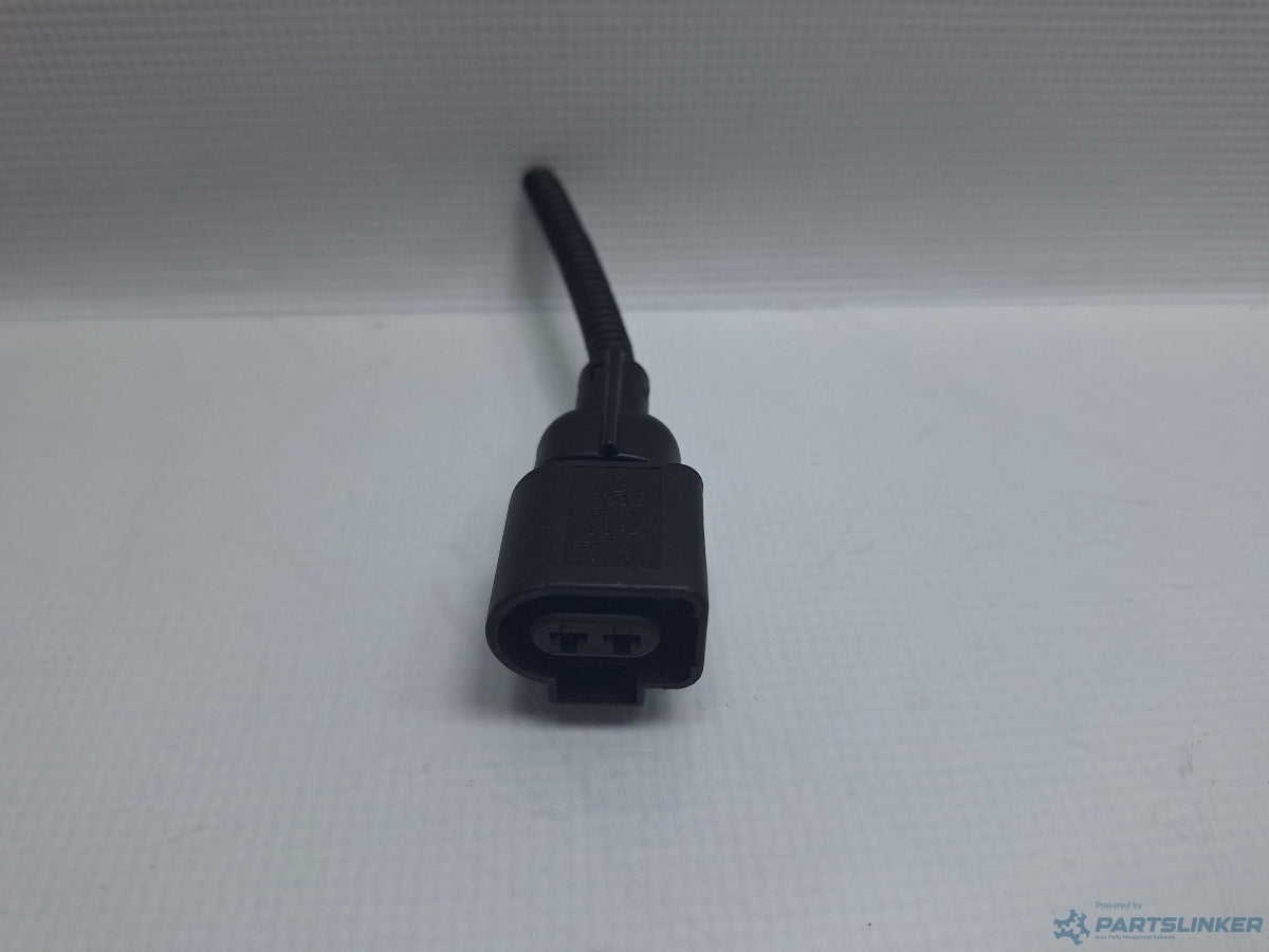 Mufa conector 2 pini AUDI A6/S6 III Saloon (4F2, C6) [ 2004 - 2011 ] TDI (CAHA) 125KW|170HP 1J0973722