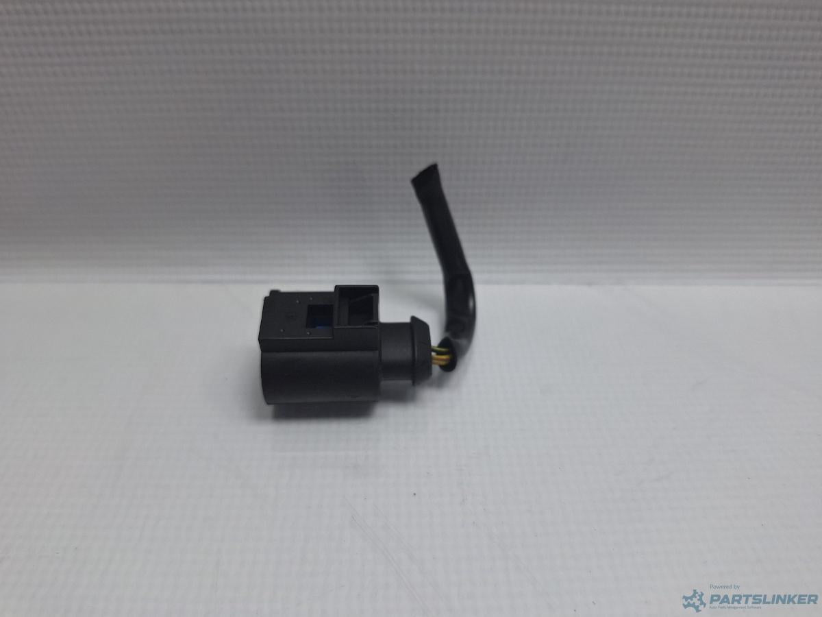 Mufa conector 2 pini AUDI A6/S6 III Saloon (4F2, C6) [ 2004 - 2011 ] OEM 4D0971992A