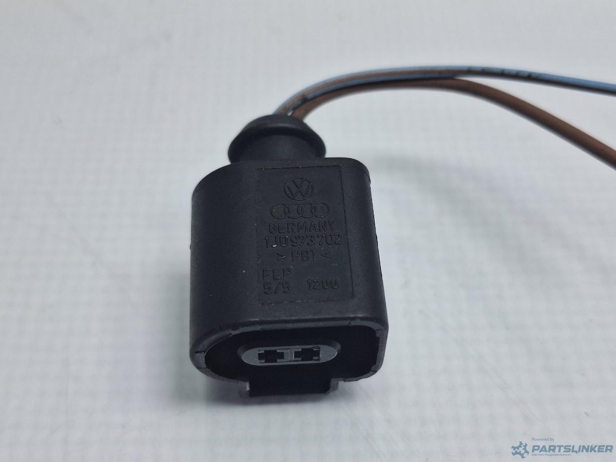 Mufa conector 2 pini AUDI A6/S6 III Saloon (4F2, C6) [ 2004 - 2011 ] OEM 1J0973702