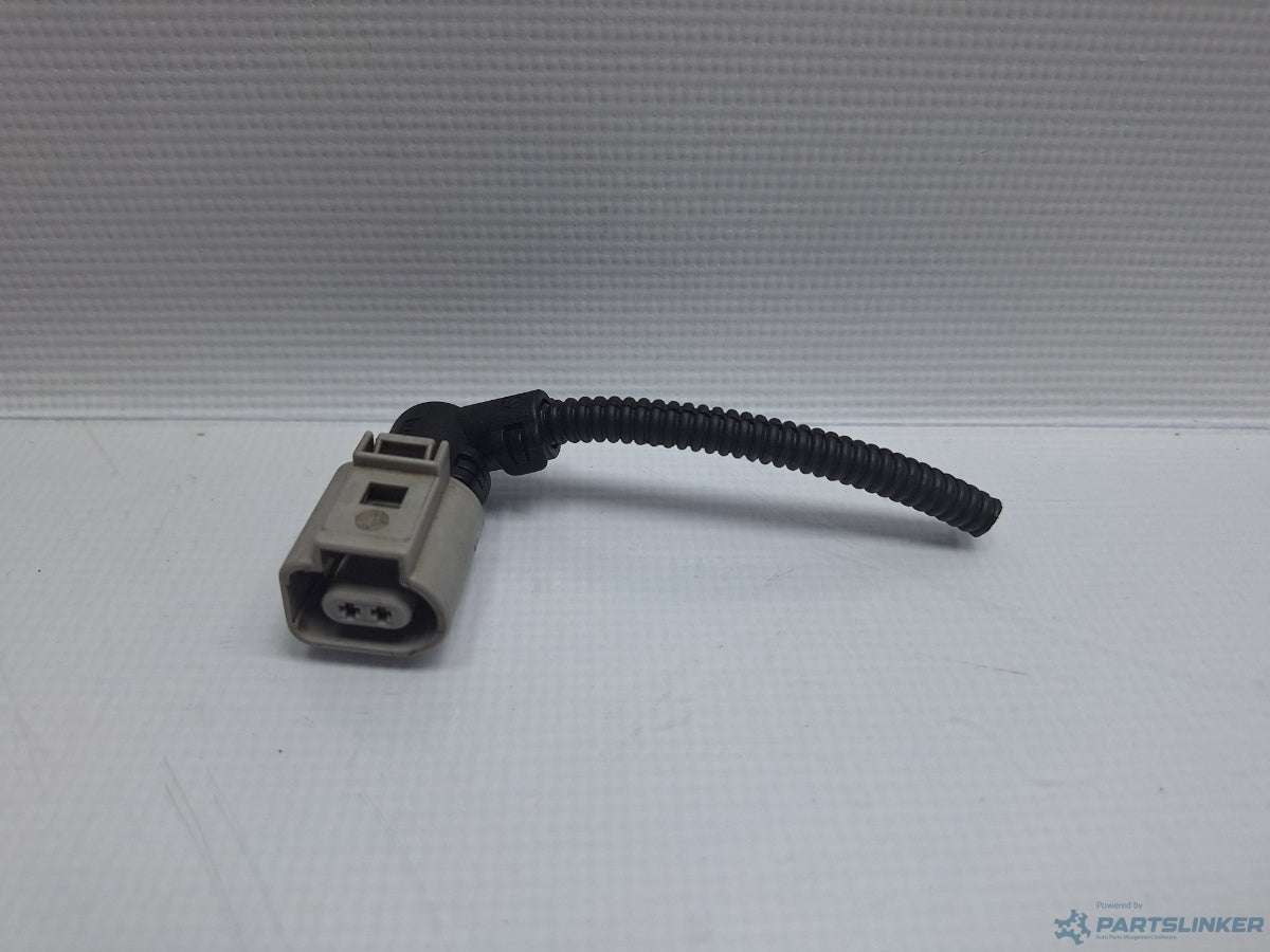 Mufa conector 2 pini AUDI A6/S6 III Saloon (4F2, C6) [ 2004 - 2011 ] TDI (CAHA) 125KW|170HP 1K0973702
