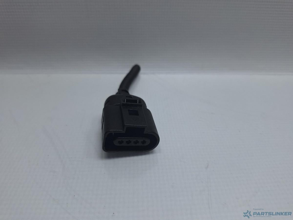 Mufa conector 4 pini AUDI A6/S6 III Saloon (4F2, C6) [ 2004 - 2011 ] OEM 1J0973704