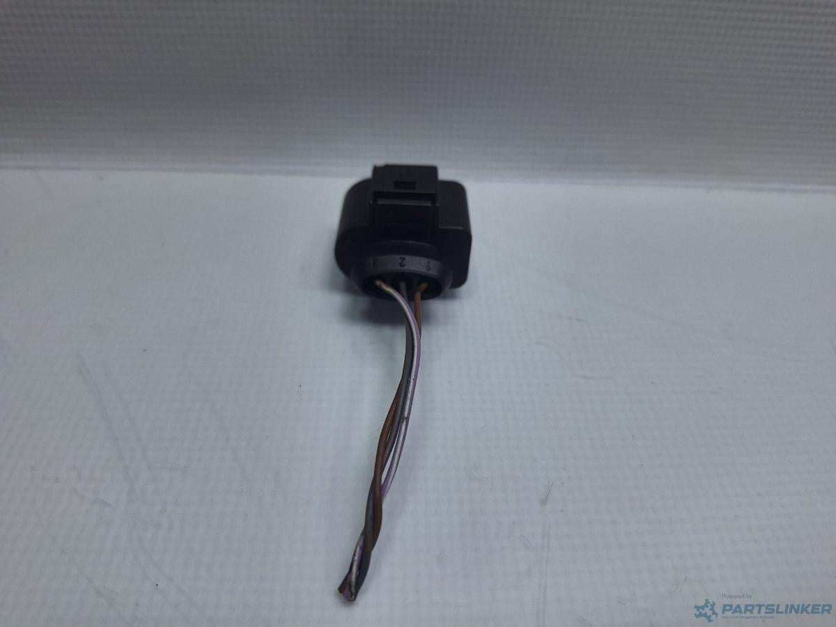Mufa conector 3 pini AUDI A6/S6 III Saloon (4F2, C6) [ 2004 - 2011 ] OEM 1J0973723
