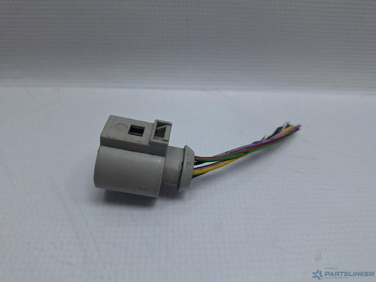 Mufa conector 6 pini AUDI A6/S6 III Saloon 4F2, C6 2004 - 2011 1J0973713G