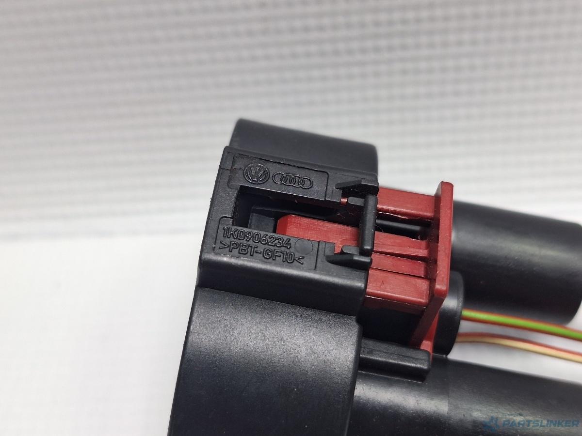 Mufa conector electroventilator AUDI A6/S6 III Saloon (4F2, C6) [ 2004 - 2011 ] OEM 1K0906234
