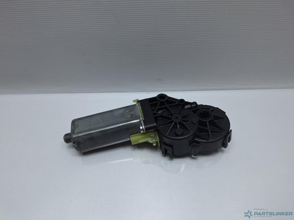 Motoras reglaj spatar scaun VOLKSWAGEN PASSAT 3C2 2005 - 2010 BOSCH 0390203225
