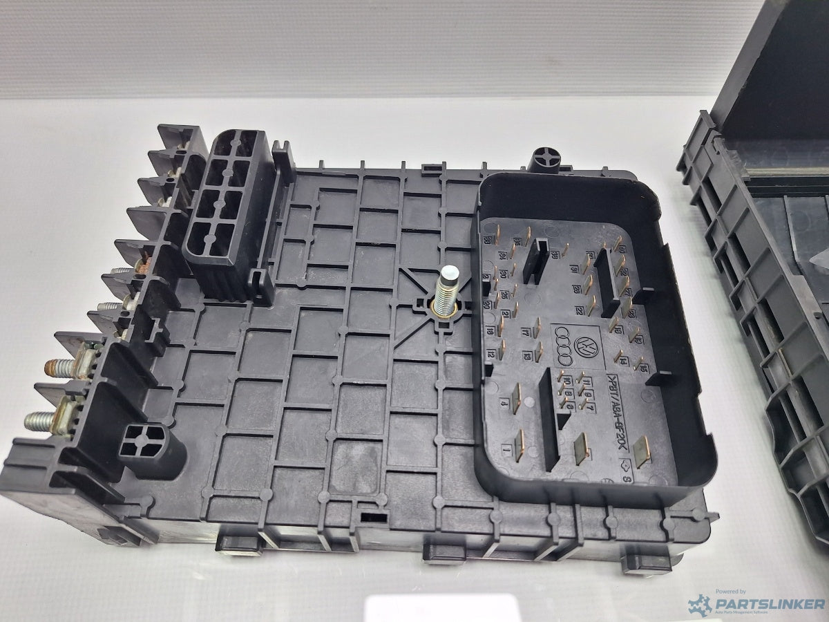 Panou sigurante motor VOLKSWAGEN PASSAT (3C2) [ 2005 - 2010 ] TDI (BMP) 103KW|140HP 3C0937125