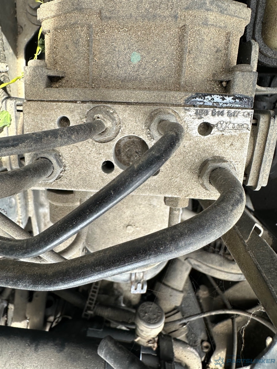 Pompa ABS VOLKSWAGEN PASSAT (3B3) [ 2000 - 2005 ] TDI (AVB) 74KW|101HP BOSCH OEM 4B0614517G