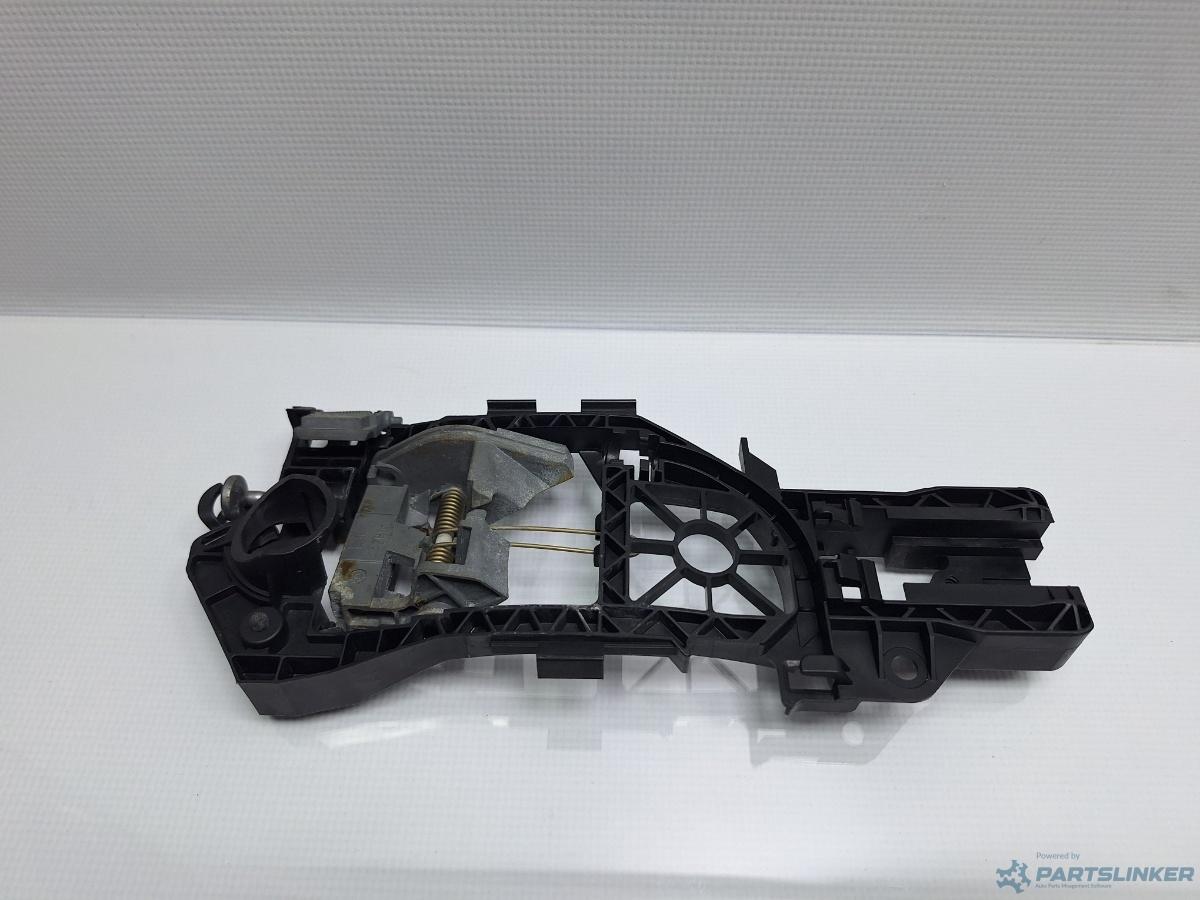 Suport maner usa stanga spate VOLKSWAGEN PASSAT (3C2) [ 2005 - 2010 ] OEM 3C0837885G