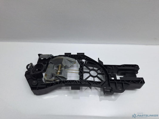 Suport maner usa stanga spate VOLKSWAGEN PASSAT (3C2) [ 2005 - 2010 ] OEM 3C0837885G