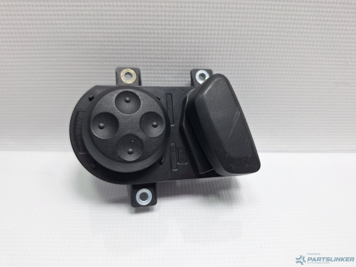 Butoane reglaj scaun dreapta VOLKSWAGEN PASSAT (3C2) [ 2005 - 2010 ] TDI (BMP) 103KW|140HP 3C0959778
