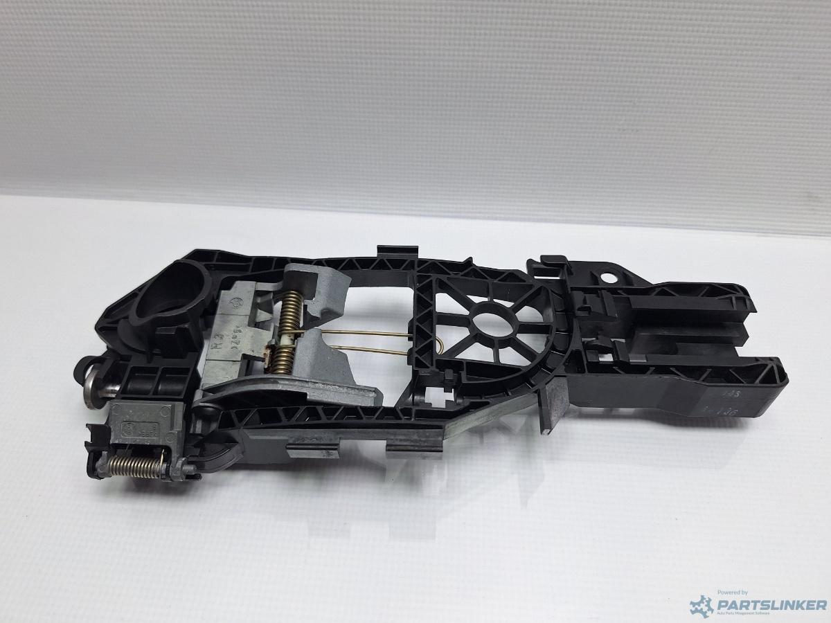 Suport maner usa VOLKSWAGEN PASSAT (3C2) [ 2005 - 2010 ] OEM 3C0837886G