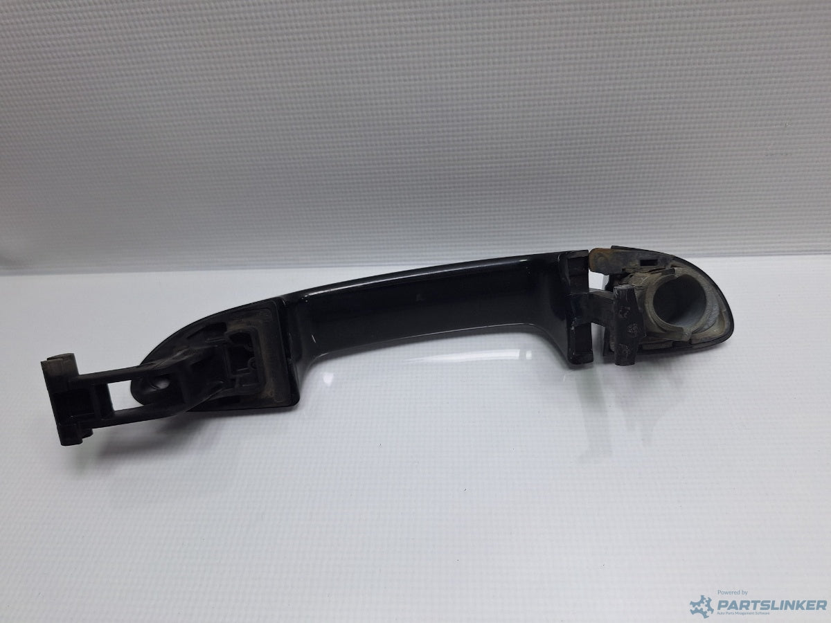 Maner exterior usa culoare L041 Stanga VOLKSWAGEN PASSAT (3C2) [ 2005 - 2010 ] TDI (BMP) 103KW|140HP 3C0837209