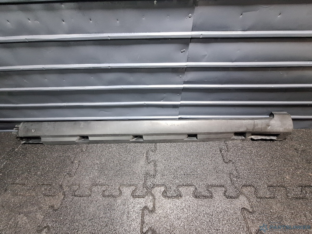 Ornament prag dreapta VOLKSWAGEN PASSAT (3C2) [ 2005 - 2010 ] TDI (BMP) 103KW|140HP 3C0953856A