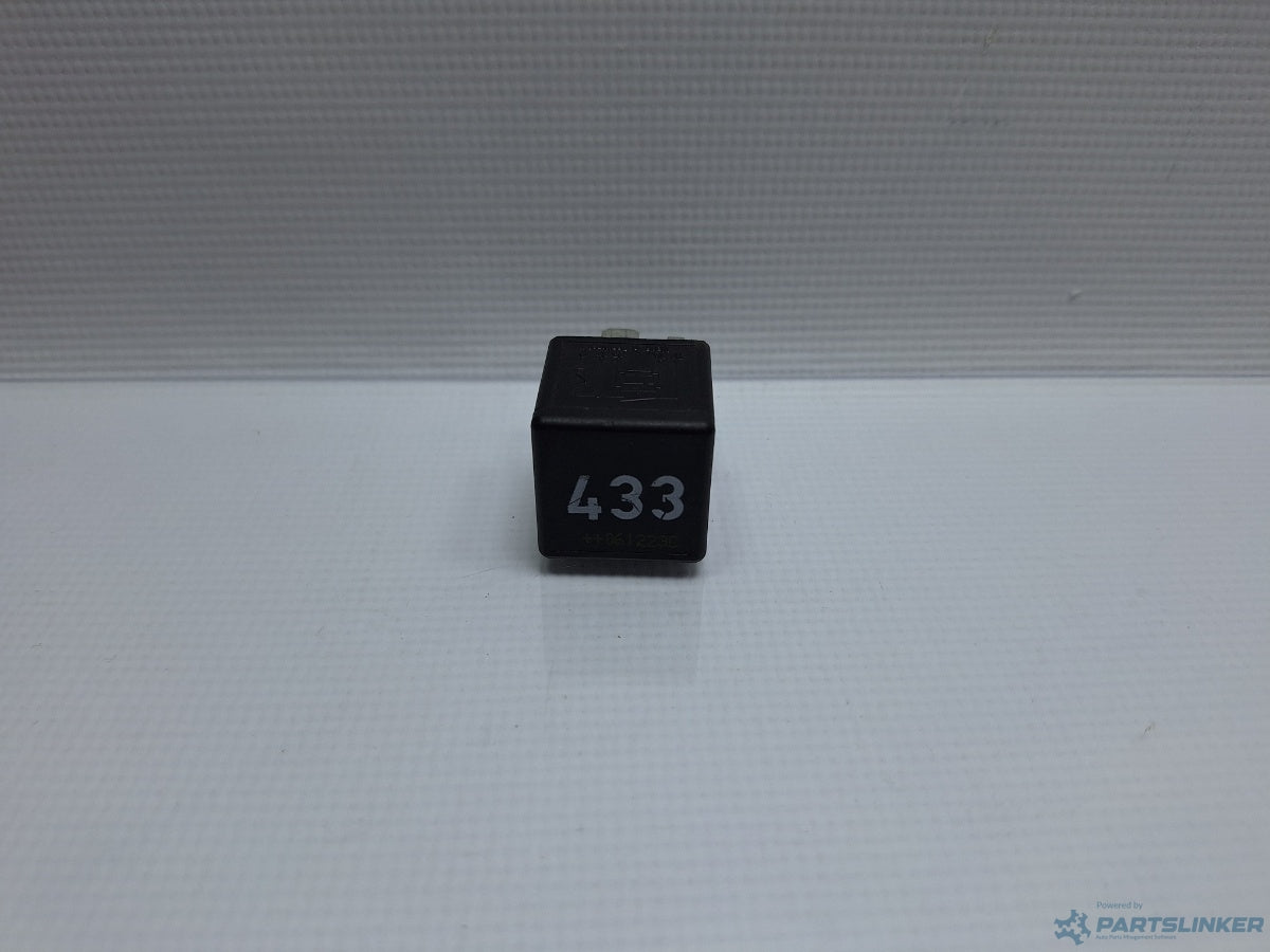 Releu 433 VOLKSWAGEN PASSAT (3C2) [ 2005 - 2010 ] TDI (BMP) 103KW|140HP 3D0951253A