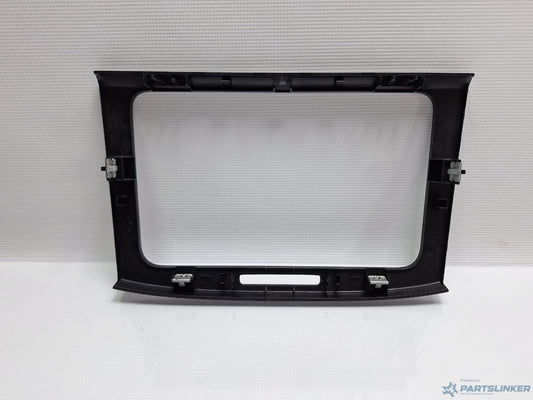 Rama casetofon VOLKSWAGEN PASSAT (3C2) [ 2005 - 2010 ] TDI (BMP) 103KW|140HP 3C0858069M
