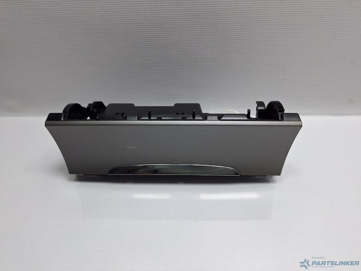 Scrumiera VOLKSWAGEN PASSAT (3C2) [ 2005 - 2010 ] TDI (BMP) 103KW|140HP OEM 3C0863284A