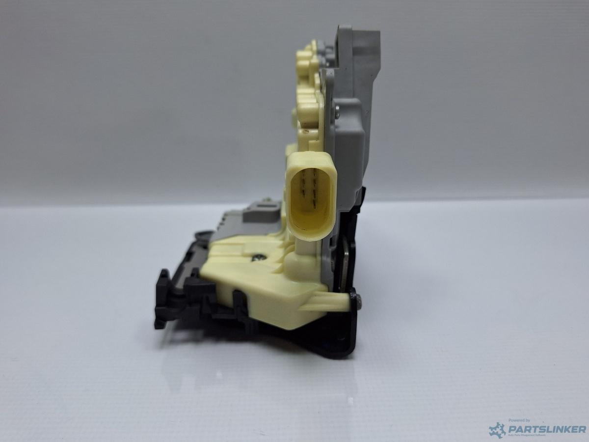 Broasca usa dreapta spate VOLKSWAGEN PASSAT (3C2) [ 2005 - 2010 ] TDI (BMP) 103KW|140HP OEM 3C4839016A