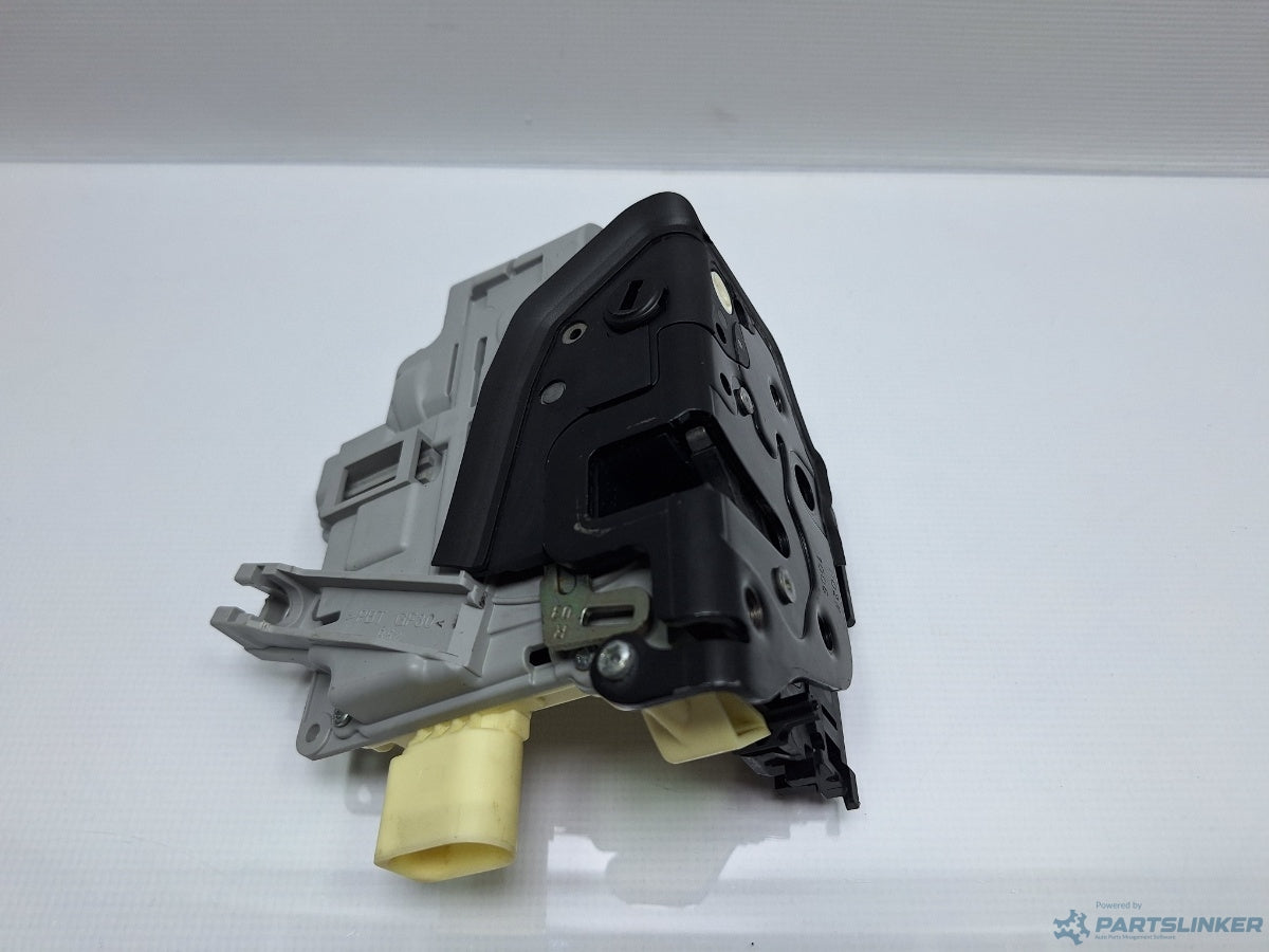 Broasca usa dreapta spate VOLKSWAGEN PASSAT (3C2) [ 2005 - 2010 ] TDI (BMP) 103KW|140HP 3C4839016A