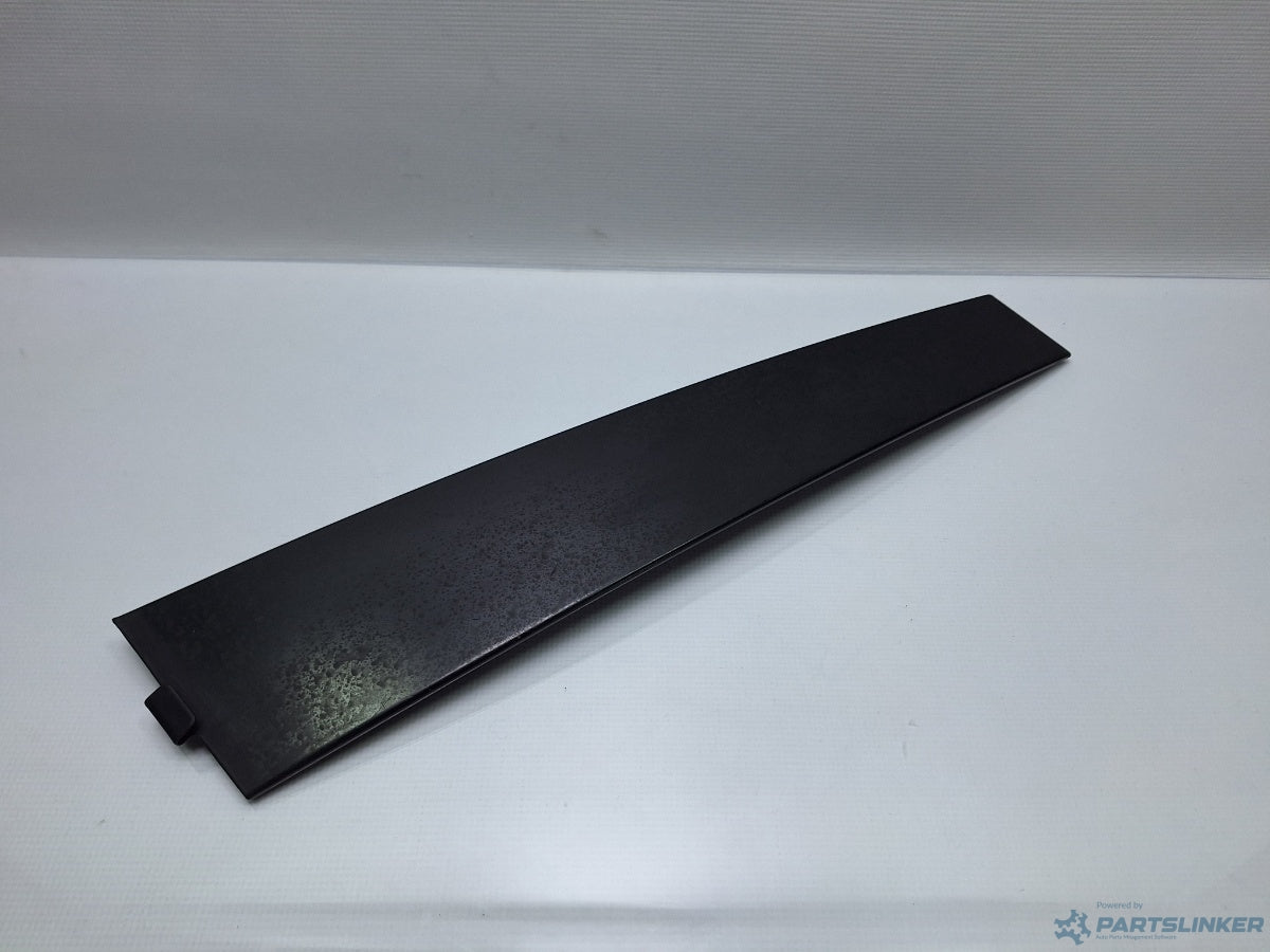 Ornament usa stanga fata VOLKSWAGEN PASSAT (3C2) [ 2005 - 2010 ] TDI (BMP) 103KW|140HP 3C4837901