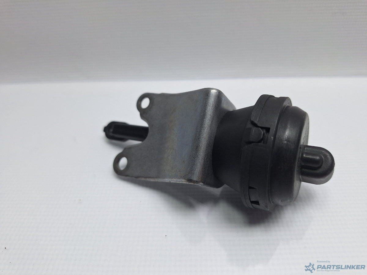 Supapa vacuum galerie admisie VOLKSWAGEN TOURAN (1T1, 1T2) [ 2003 - 2010 ] TDI (BMN) 125KW|170HP 03G129711AS