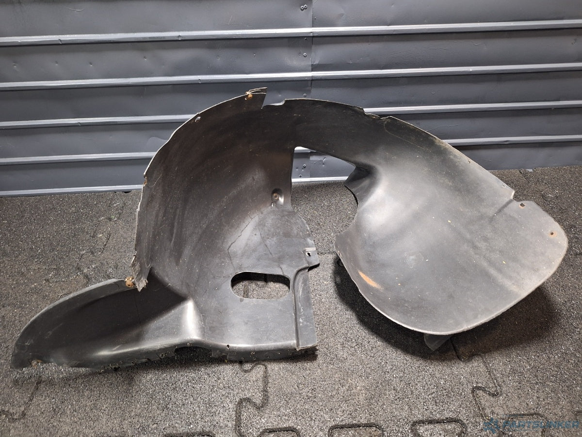 Carenaj roata stanga fata VOLKSWAGEN TOURAN (1T1, 1T2) [ 2003 - 2010 ] TDI (BMN) 125KW|170HP 1T0805973L