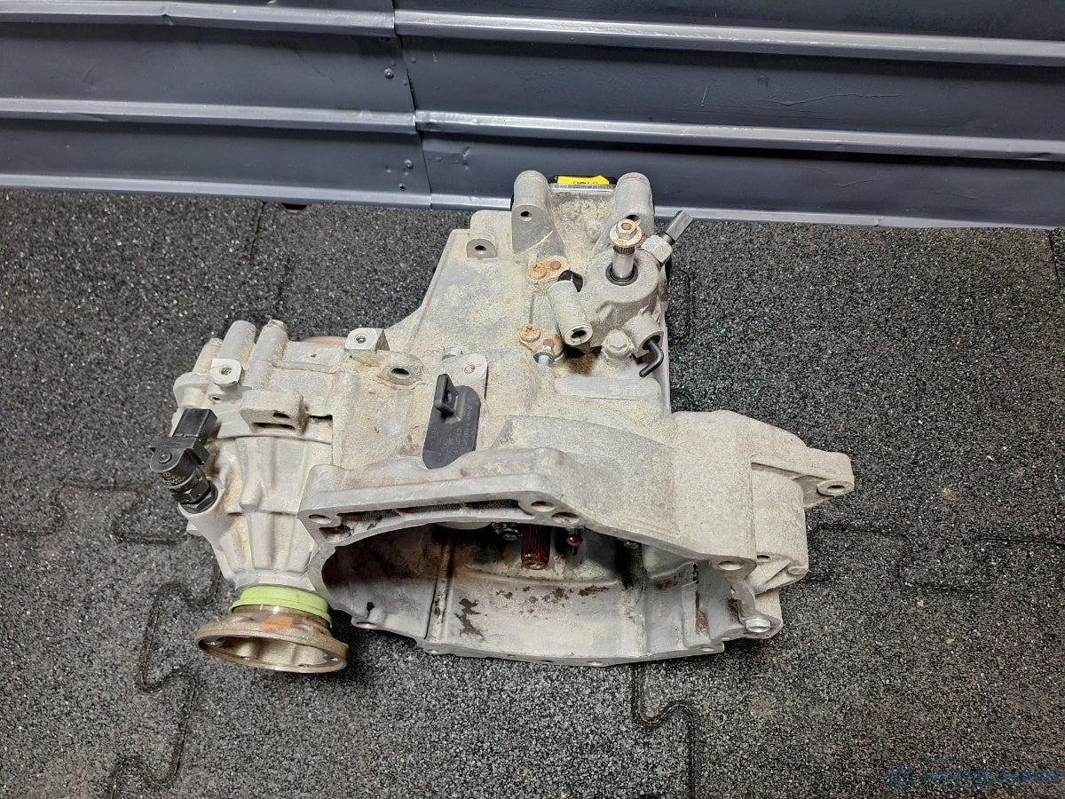 Cutie de viteze VOLKSWAGEN GOLF IV (1J1) [ 1997 - 2007 ] TDI (AGR, ALH) 66KW|90HP EBJ