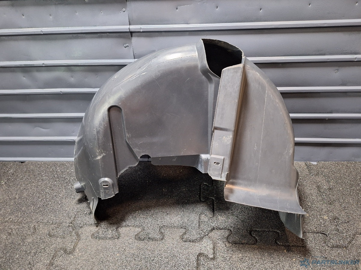 Carenaj roata dreapta spate VOLKSWAGEN GOLF IV Variant (1J5) [ 1999 - 2006 ] TDI (ATD, AXR) 74KW|101HP 1J0810972J