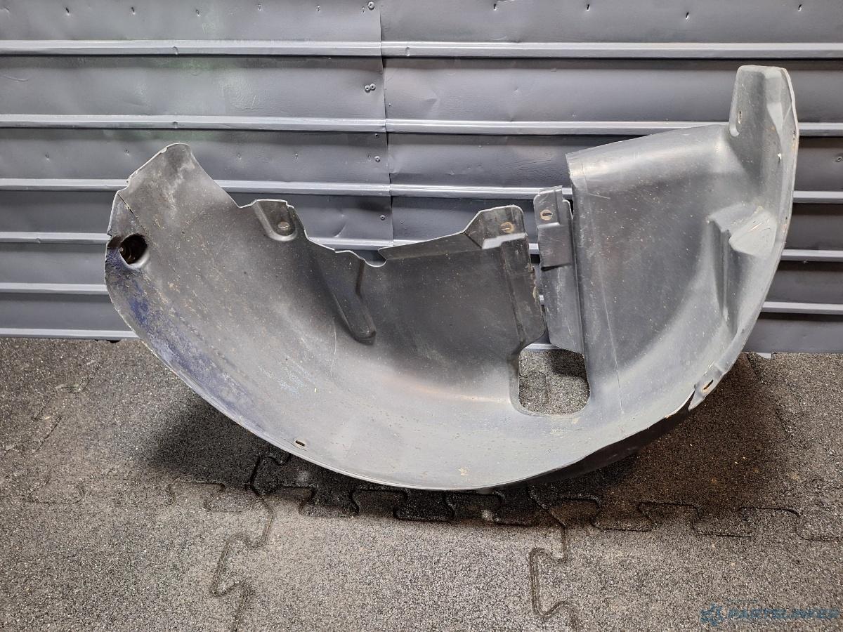 Carenaj roata dreapta spate VOLKSWAGEN GOLF IV Variant (1J5) [ 1999 - 2006 ] TDI (ATD, AXR) 74KW|101HP OEM 1J0810972J