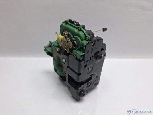 Broasca usa dreapta fata VOLKSWAGEN GOLF IV Variant (1J5) [ 1999 - 2006 ] TDI (ATD, AXR) 74KW|101HP OEM 6X1837014C