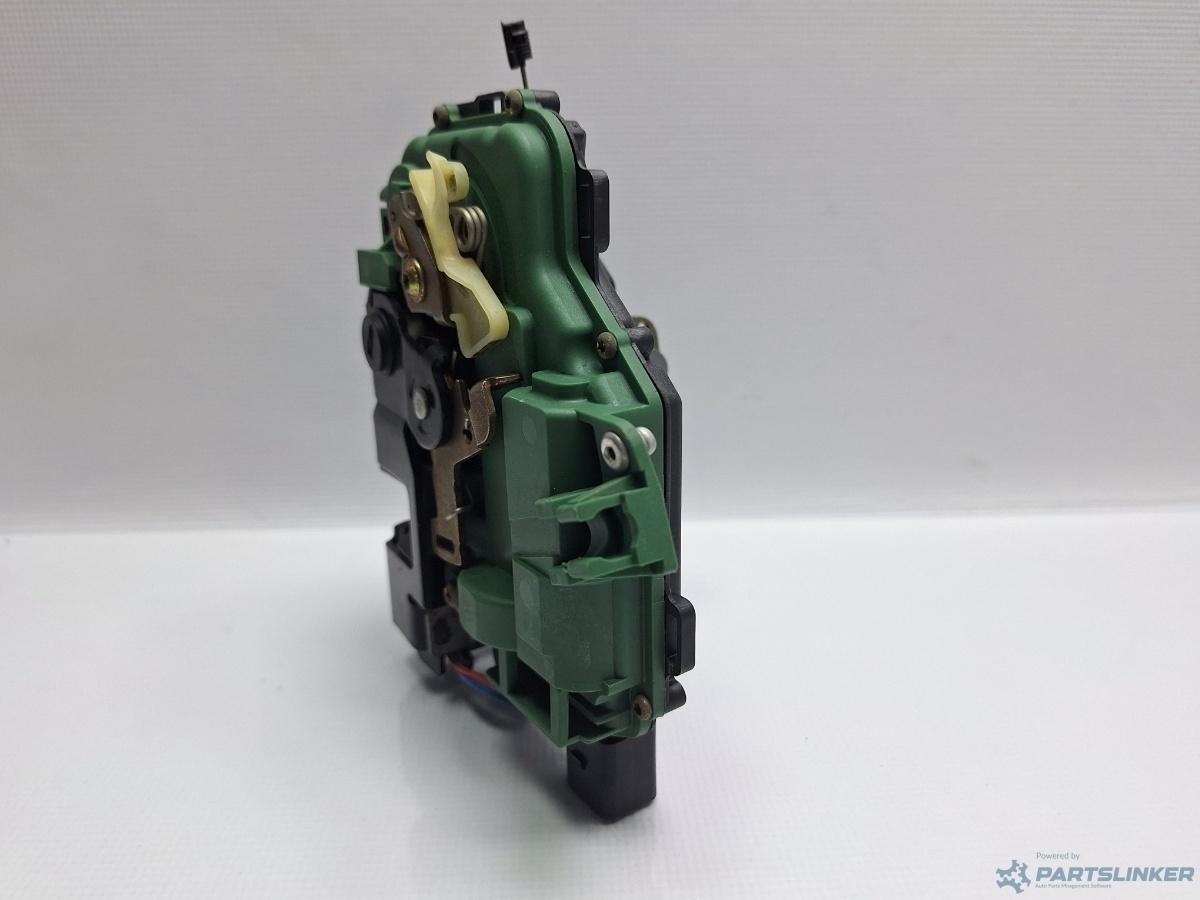 Broasca usa stanga spate VOLKSWAGEN GOLF IV Variant (1J5) [ 1999 - 2006 ] TDI (ATD, AXR) 74KW|101HP OEM 3B4839015AL