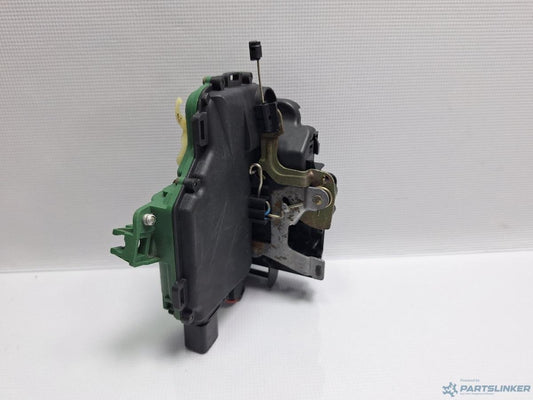 Broasca usa stanga spate VOLKSWAGEN GOLF IV Variant (1J5) [ 1999 - 2006 ] TDI (ATD, AXR) 74KW|101HP OEM 3B4839015AL
