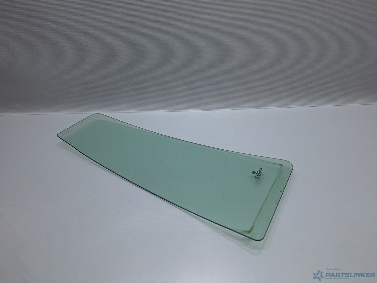 Geam fix lateral dreapta VOLKSWAGEN GOLF IV Variant (1J5) [ 1999 - 2006 ] TDI (ATD, AXR) 74KW|101HP 1J9845216A